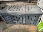 Ruime kist voor tuinstoelkussens - Grijs kunststof, Tuin en Terras, Ophalen of Verzenden, Gebruikt, Kunststof, Overige typen