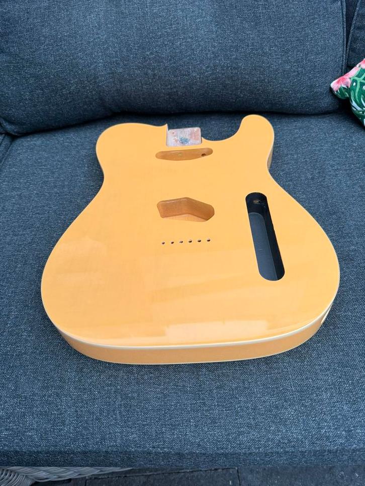 Telecaster body “ custom dubbel binding “ Butterscotch, Muziek en Instrumenten, Instrumenten | Onderdelen, Nieuw, Elektrische gitaar