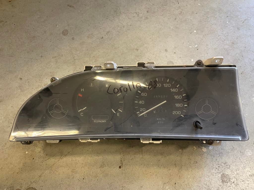 Toyota corolla e9 teller unit gebruikt 83010-1e020, Ophalen of Verzenden