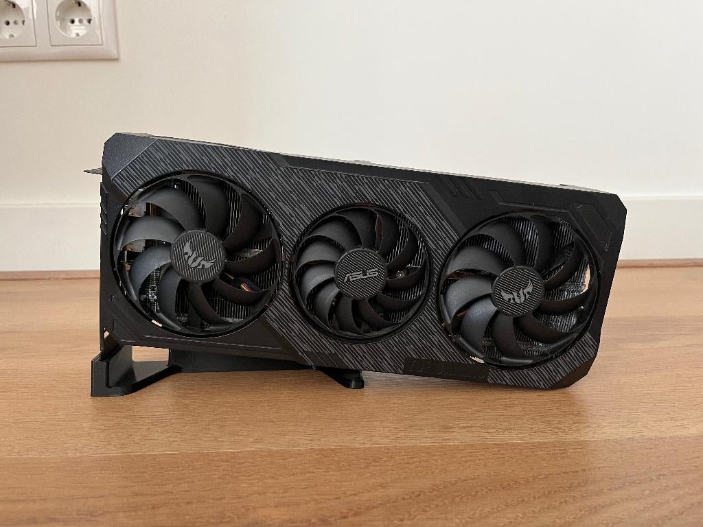 Garantie! ~ ASUS TUF Gaming X3 Radeon RX 5600 XT EVO, AMD, GDDR6, PCI-Express 4, Refurbished