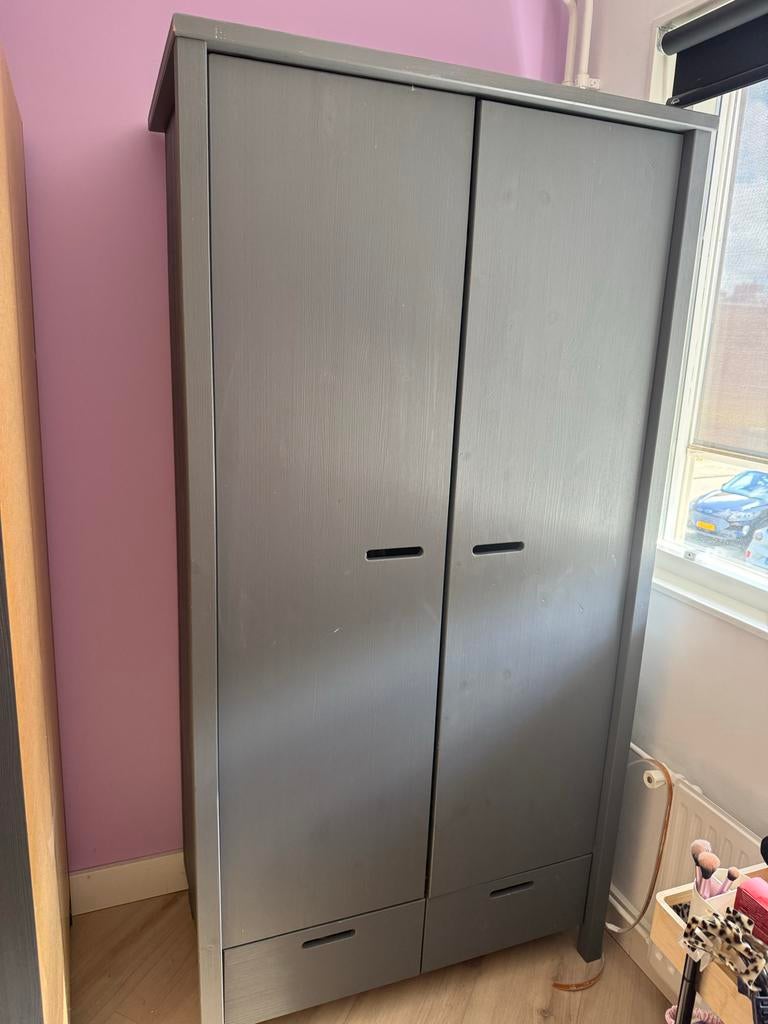 Kledingkast Woood|| gratis af te halen, Huis en Inrichting, Kasten | Kledingkasten, Gebruikt, Met lade(s), 150 tot 200 cm, Overige houtsoorten