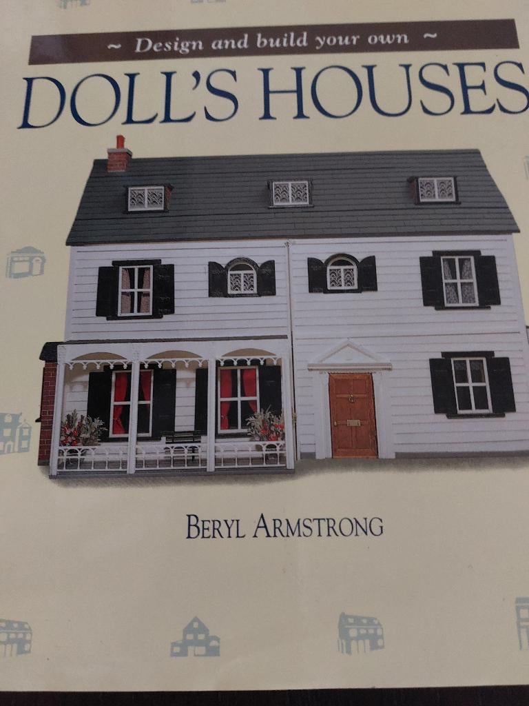 dolls house engels talig, Ophalen of Verzenden, Zo goed als nieuw, Poppenhuis