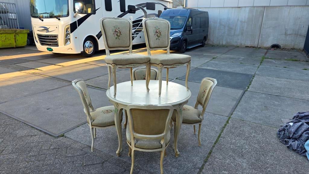 Franse Louise XVI wit craquelé eethoek