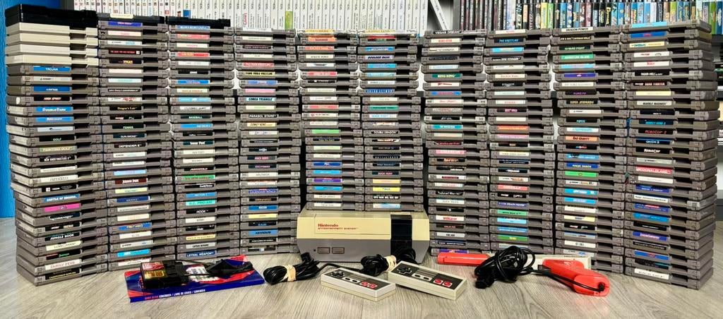 Nintendo NES collectie (263 games), Spelcomputers en Games, Spelcomputers | Nintendo NES, Ophalen of Verzenden, Gebruikt, Met 2 controllers