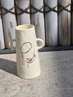 Handgemaakte Keramische Vaas met Gezicht en Oorbel, Ophalen of Verzenden