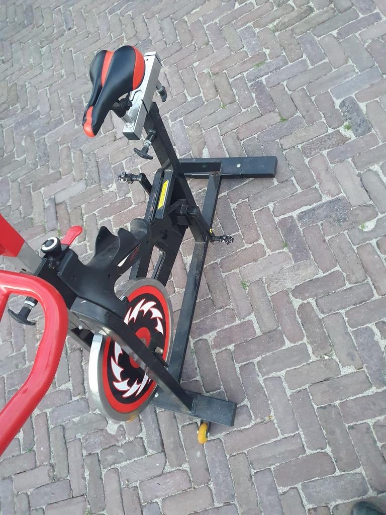 Spinningfiets  - Tegen elk aannemelijk bod, Gebruikt, Spinningfiets, Ophalen of Verzenden, Metaal
