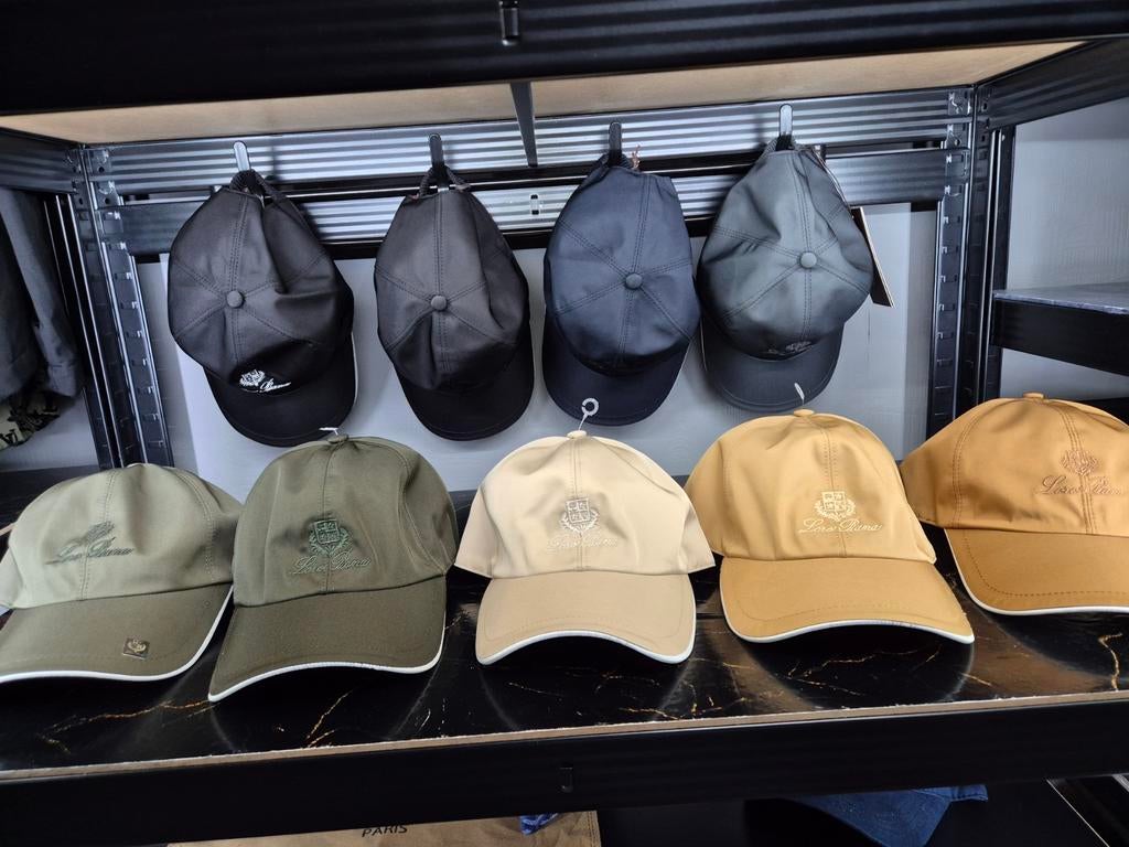 Petjes loro piana, Ophalen