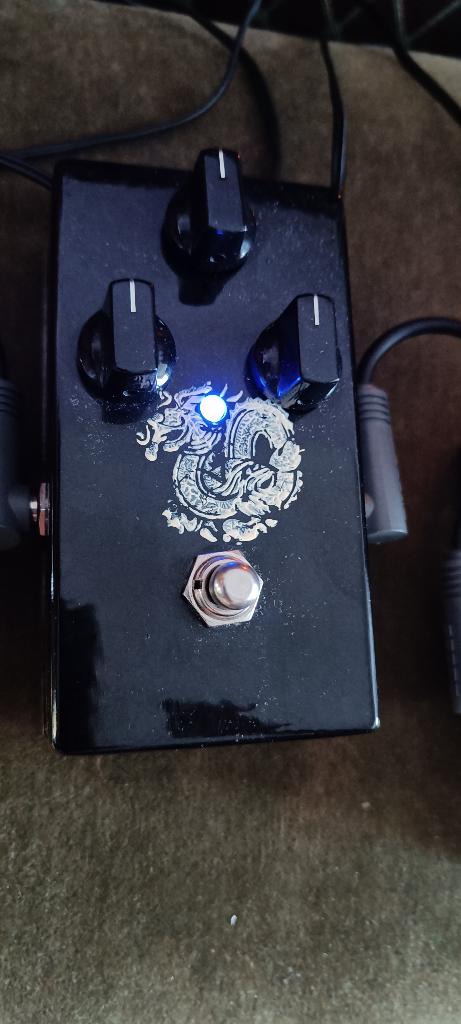 Lovepedal Black Dragon Fuzz 2010s, Muziek en Instrumenten, Ophalen of Verzenden, Gebruikt, Distortion, Overdrive of Fuzz