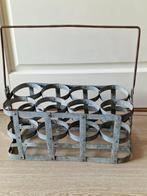 Groot oud metalen flessenrek, Ophalen of Verzenden