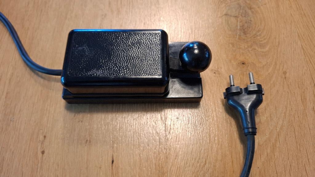 Oostduitse morse seinsleutel K40, Ophalen of Verzenden, Zo goed als nieuw, Zender