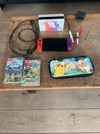 Scarlet and Violet limited edition OLED Nintendo Switch, Met games, Ophalen of Verzenden, Zo goed als nieuw, Switch Original