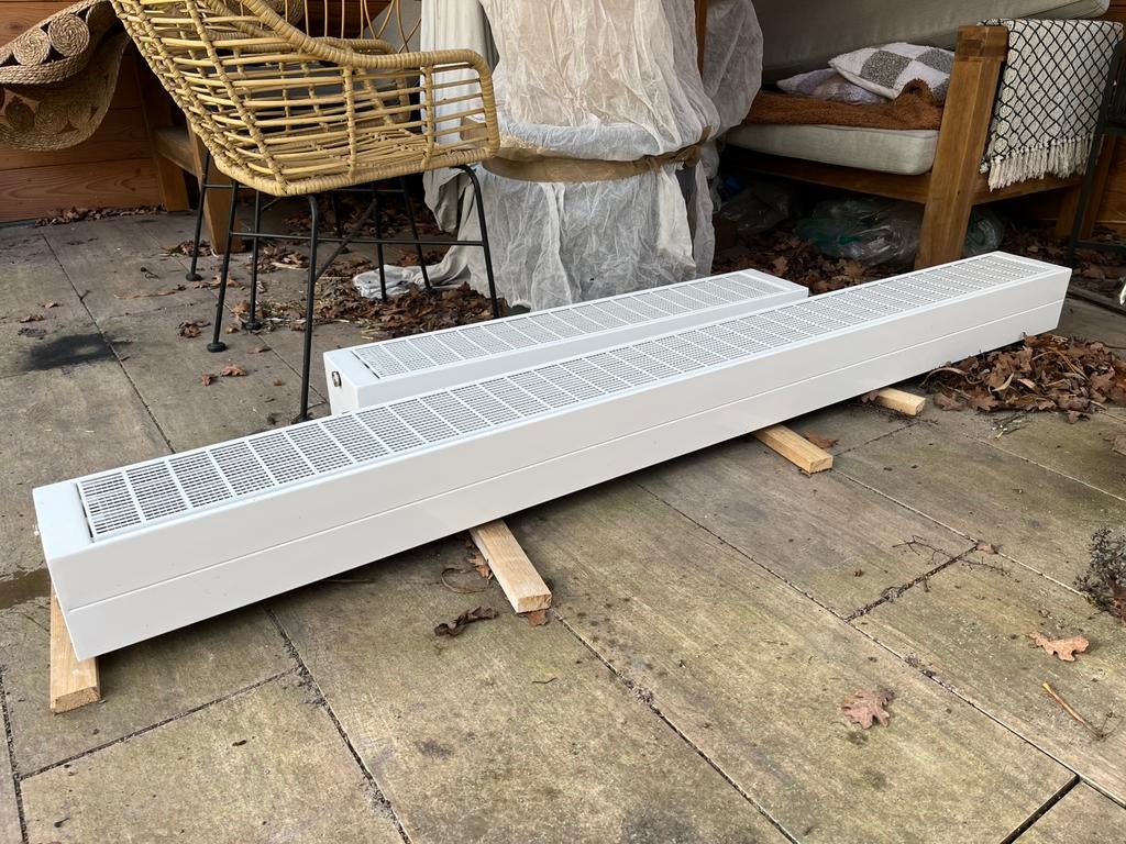 2 lage raamradiatoren, Ophalen, 30 tot 80 cm, Radiator, Minder dan 60 cm
