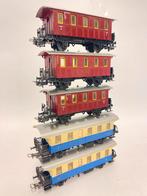 ** KOOPJE ** € 60,00 ** 5x PERSONENRIJTUIGEN ** Märklin **, Wisselstroom, Wagon, Ophalen of Verzenden, Zo goed als nieuw