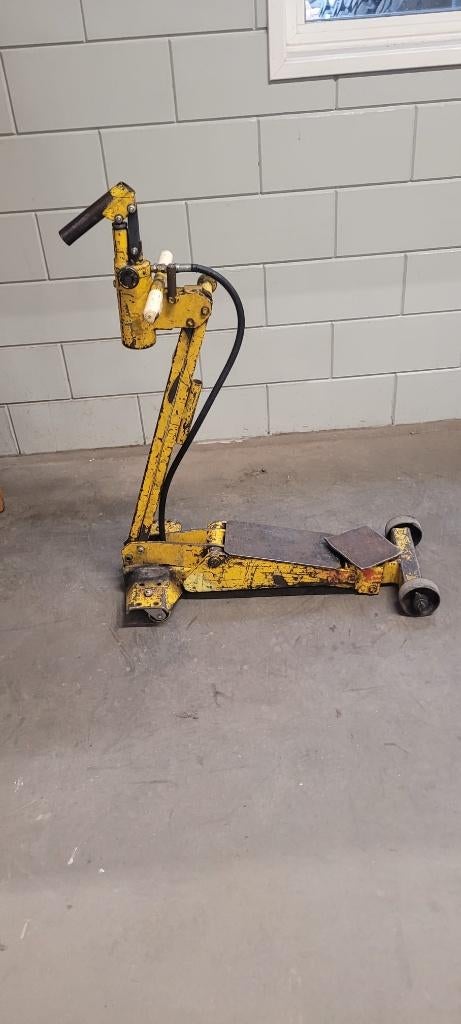 Garagekrik 2 ton, Ophalen, Gebruikt, Hydraulisch, Garagekrik