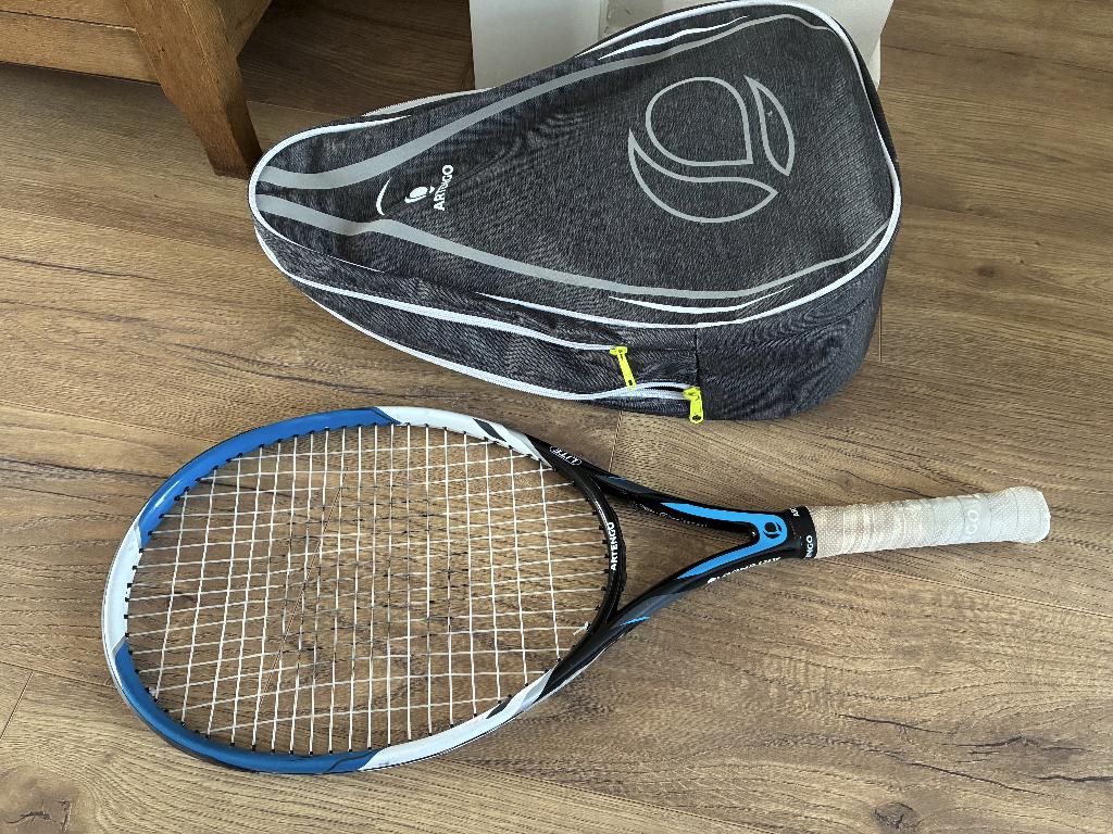 Artengo tennisracket + rugtas + ballen, Ophalen of Verzenden, Gebruikt, Racket, Overige merken