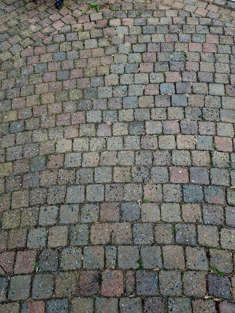 Gratis koppelstones voor terras of oprit, Ophalen, Gebruikt, Beton, Klinkers