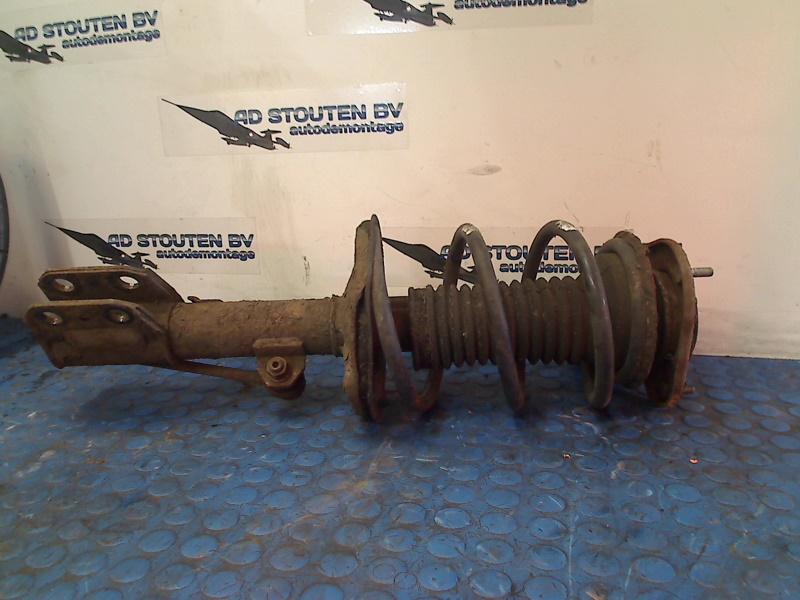 Veerpoot Rechts Voor Toyota Corolla Verso (R10/11) 2007, Auto-onderdelen, Gebruikt, Kundenbetreuung@toyota.de, Toyota-Allee 2, Köln 50858, , Duitsland