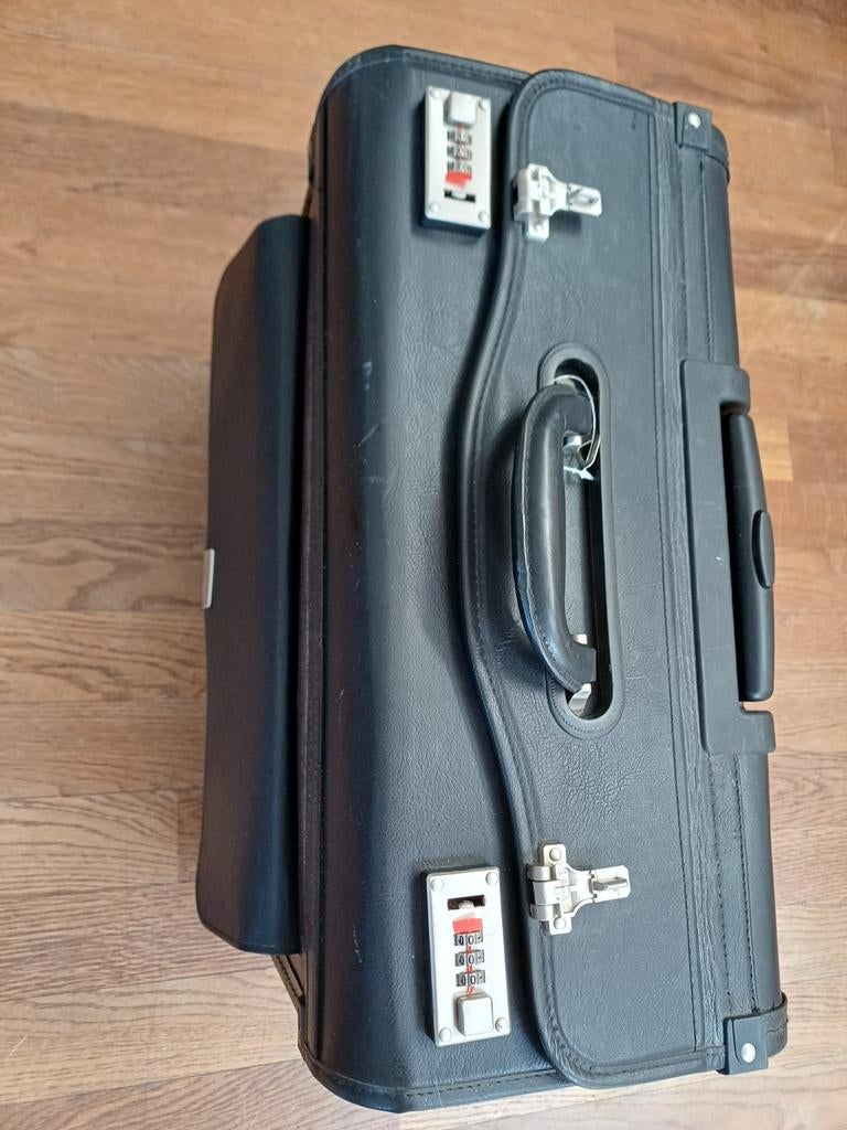 (Piloten)koffer, Ophalen of Verzenden, Zo goed als nieuw, Aktetas