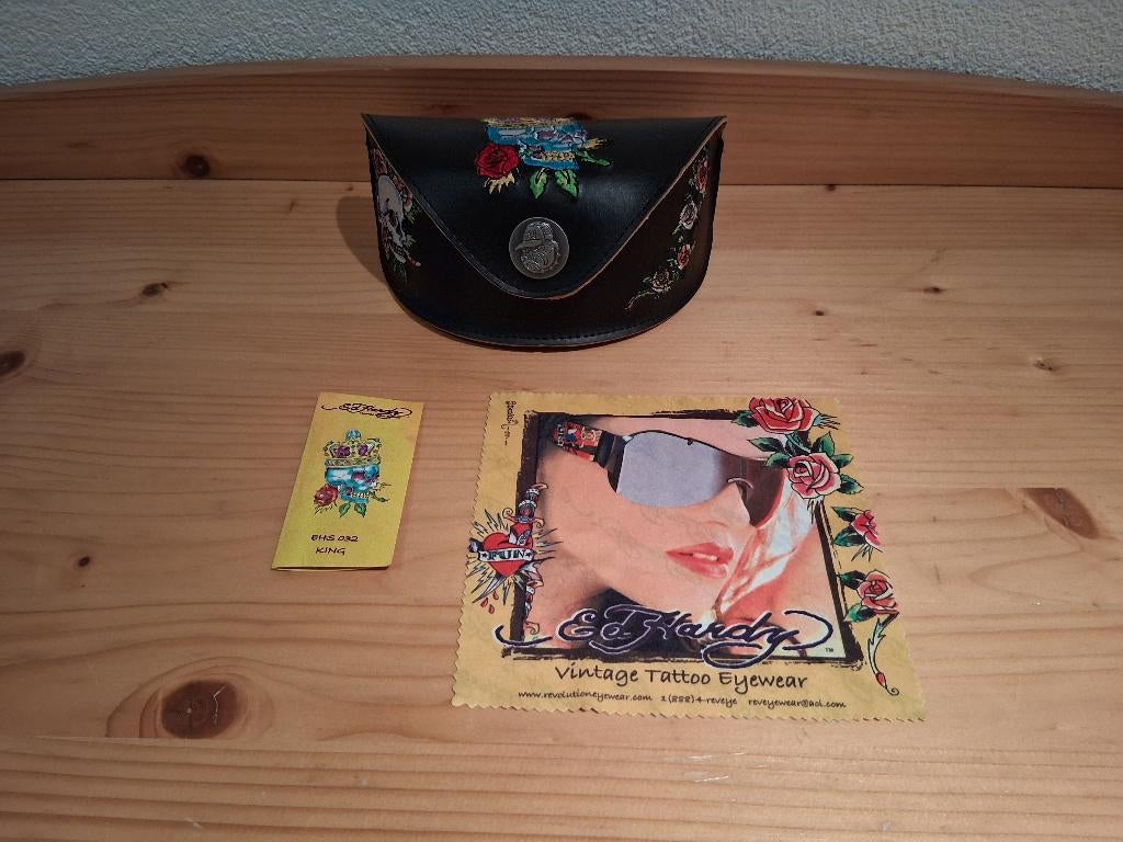 Zonnebriletui Ed Hardy - EHS 032 - King, Ophalen of Verzenden, Nieuw