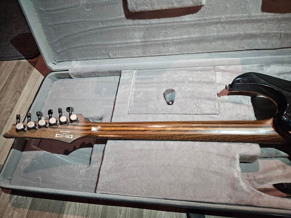 Ibanez RG1070PBZ (incl. Softcase), Ophalen, Zo goed als nieuw
