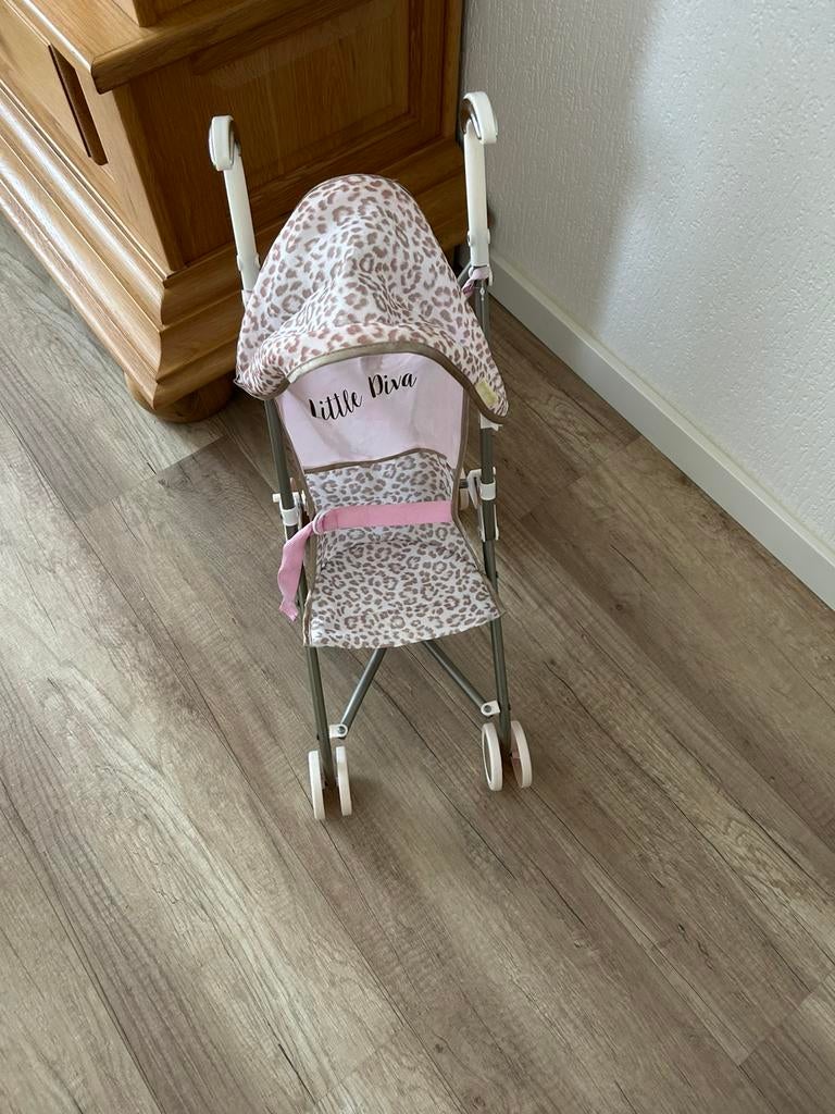 Poppen buggy, Kinderen en Baby's, Buggy's, Ophalen of Verzenden, Gebruikt