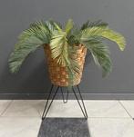 60 jaren planten pot hout gevlochten op draadpoot binnen, 25 tot 40 cm, Overige materialen, Gebruikt, Rond