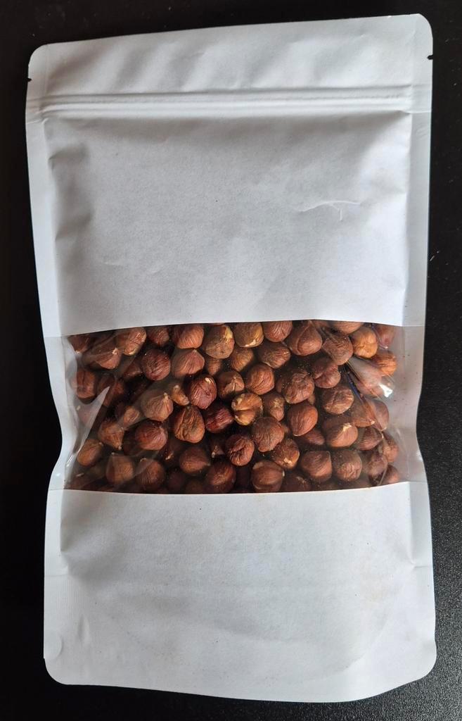 Hazelnoten voor dieren,  restpartij, eigen plantage €6,49, Diversen, Levensmiddelen, Verzenden