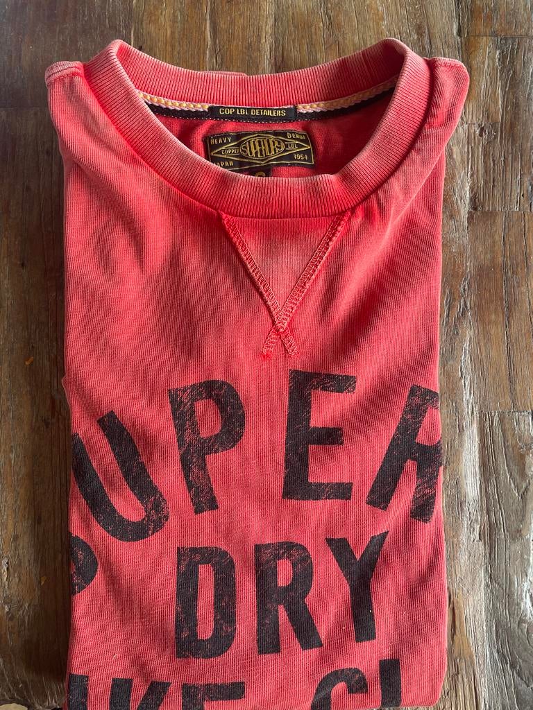 Superdry T-shirt rood met zwarte opdruk mt s, Ophalen of Verzenden, Gedragen, Maat 48/50 (M), Rood