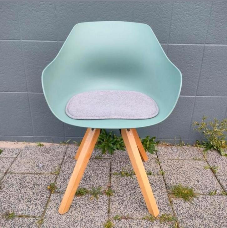 2 Leen Bakker stoelen - zo goed als nieuw!, Huis en Inrichting, Stoelen, Zo goed als nieuw, Twee, Overige kleuren, Ophalen