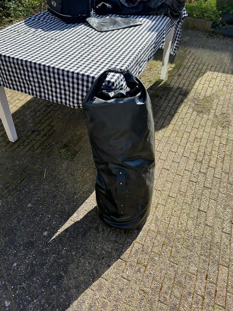 Plunjezak van Louis, Ophalen, Gebruikt