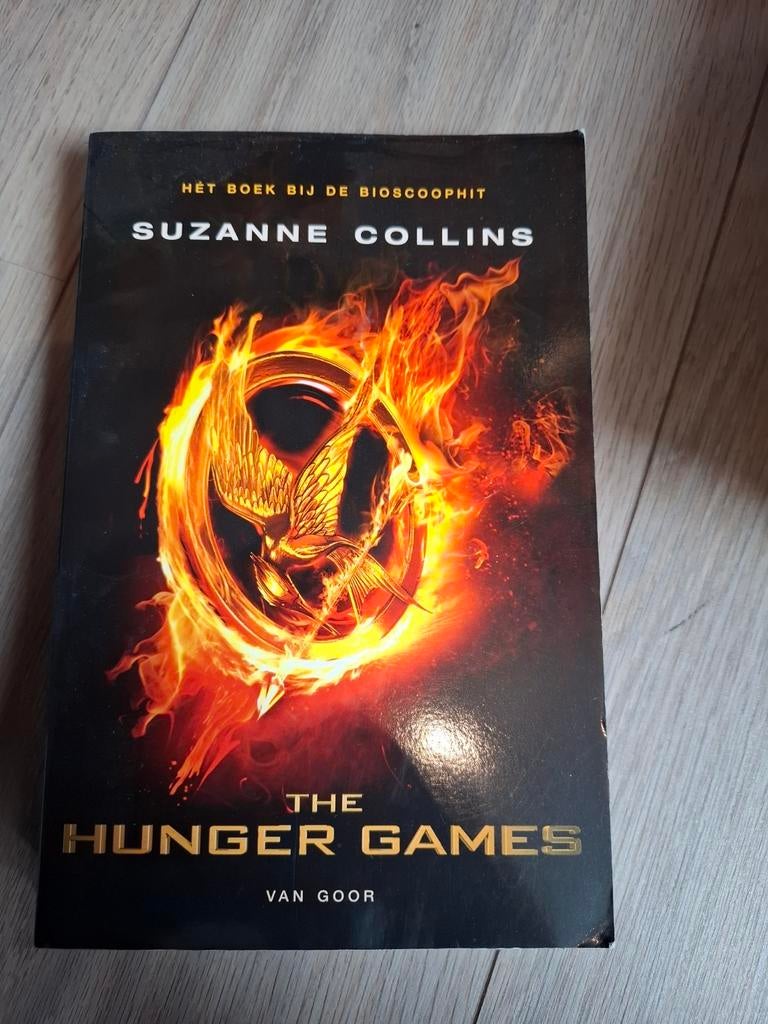 The Hunger Games - Suzanne Collins, Ophalen of Verzenden, Zo goed als nieuw, Suzanne Collins