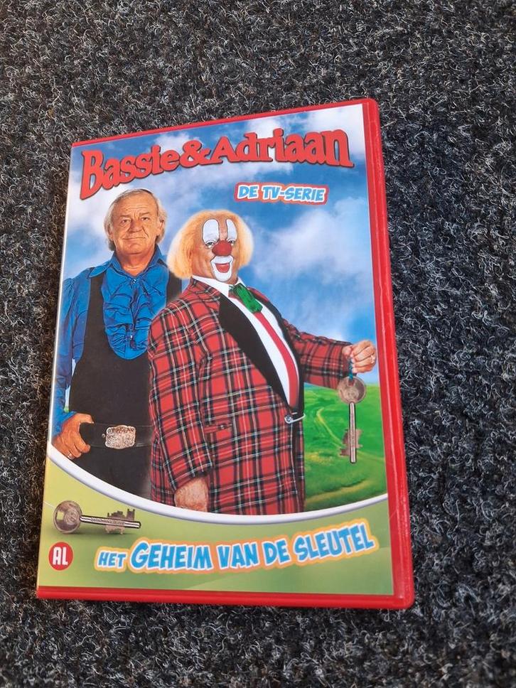 DVD BASSIE EN ADRIAAN HET GEHEIM VAN DE SLEUTEL (NIEUW!!), Cd's en Dvd's, Dvd's | Kinderen en Jeugd, Film, Avontuur, Alle leeftijden