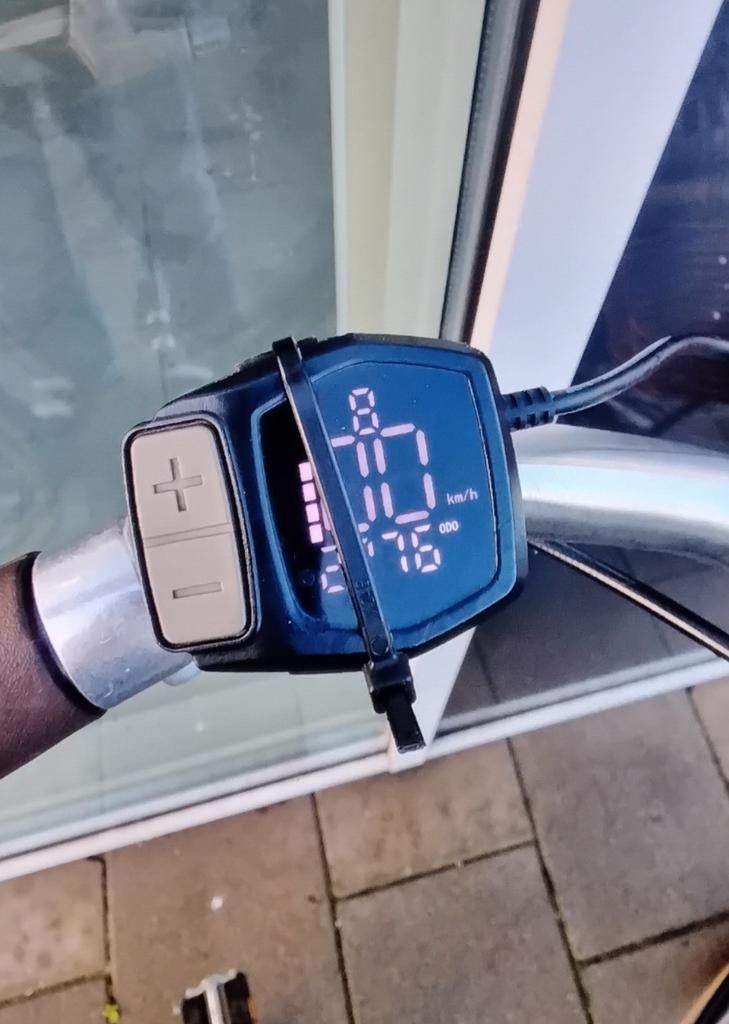 Gezocht defecte display.s cortina fiets ZIE verhaal +foto's, Fietsen en Brommers, Fietsaccessoires | Fietscomputers, Ophalen, Gebruikt