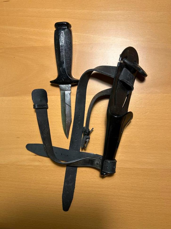 Mares Duikmes met Schede, Watersport en Boten, Duiken, Zo goed als nieuw, Ophalen of Verzenden