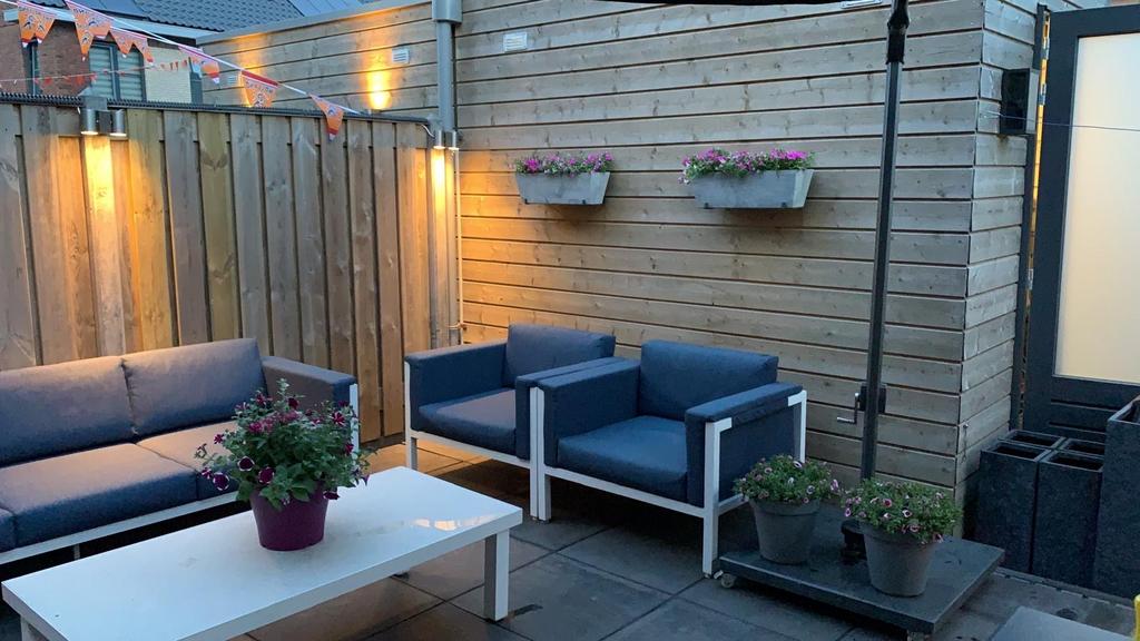 Moderne tuinset met tafel, 4 zitplaatsen, Gebruikt, Aluminium, Ophalen of Verzenden