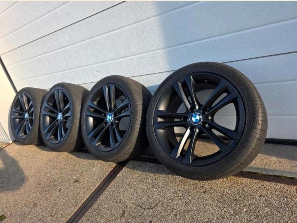 BMW Velgen met Zomerbanden - 18 inch, Auto-onderdelen, Banden en Velgen, 18 inch, Banden en Velgen, Ophalen of Verzenden, Personenwagen