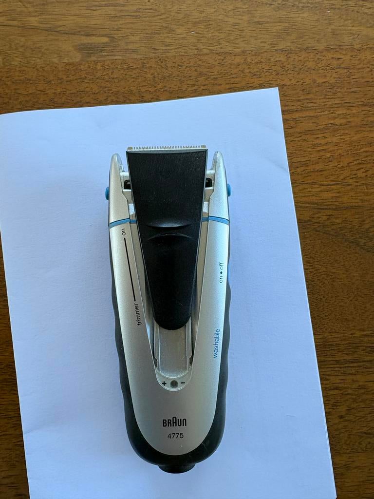 Braun 4775 scheerapparaat met etui, Witgoed en Apparatuur, Persoonlijke-verzorgingsapparatuur, Ophalen of Verzenden, Gebruikt