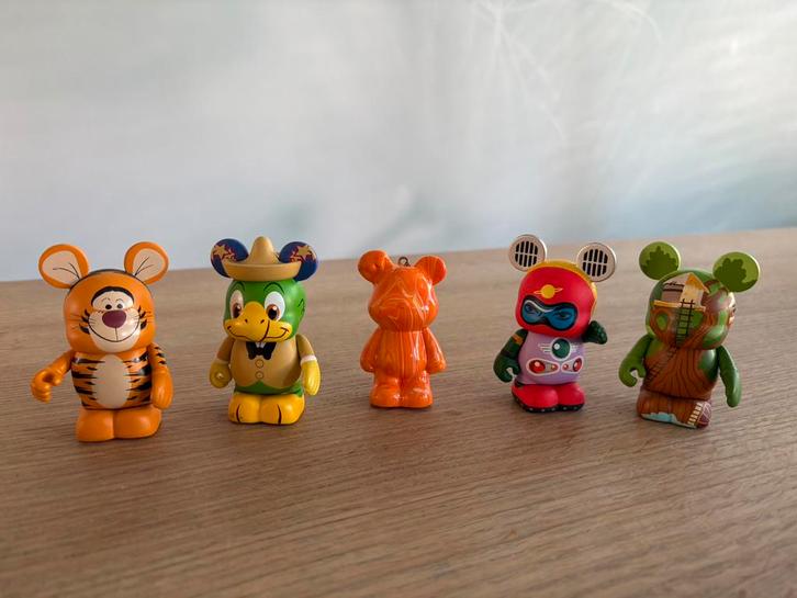 Setje Disney animatie serie Vinylmation, Verzamelen, Disney, Zo goed als nieuw, Overige figuren, Ophalen of Verzenden