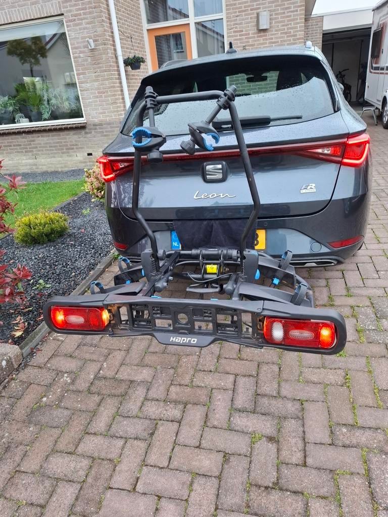 Hapro Atlas 2 Premium E-bikes kantelbaar 60kg draagvermogen., Ophalen, Zo goed als nieuw, Trekhaakdrager