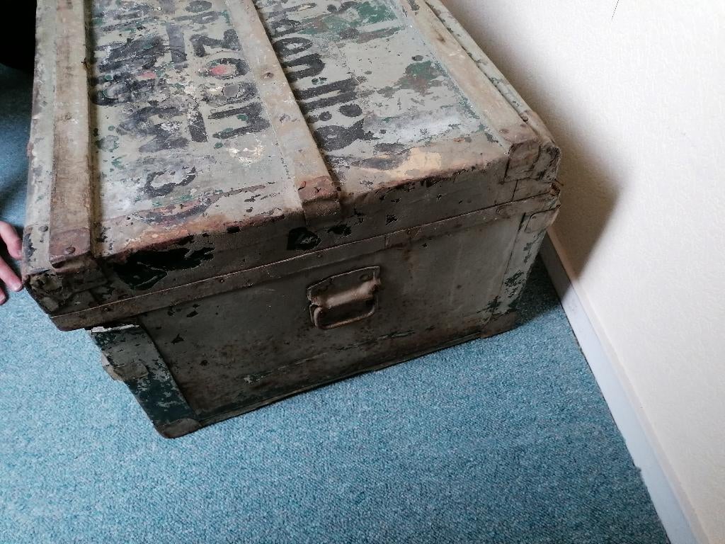 Hutkoffer / oude kist NOG BESCHIKBAAR, Huis en Inrichting, Woonaccessoires | Kisten, Ophalen, Gebruikt, 50 tot 100 cm, Minder dan 50 cm