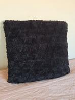 Zwart sierkussen, Ophalen of Verzenden, Zo goed als nieuw, Zwart, Vierkant