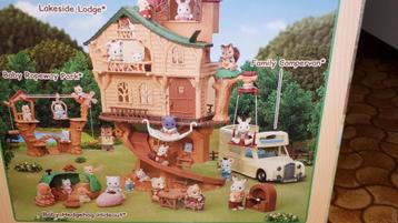 Sylvanian Family Boomhuis met assecoires  beschikbaar voor biedingen