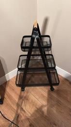 Metalen trolley met 3 manden, Ophalen