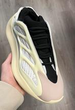 Yeezy Adidas Boost V3 Azael sneakers - Maat 39 1/3, Kleding | Dames, Schoenen, Adidas, Beige, Ophalen of Verzenden, Sneakers of Gympen