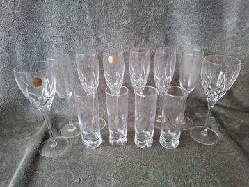 Diverse Collectie Glaswerk beschikbaar voor biedingen