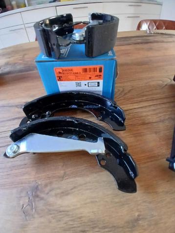 nieuwe set ATE remschoenen voor o.a vw, skoda, seat beschikbaar voor biedingen