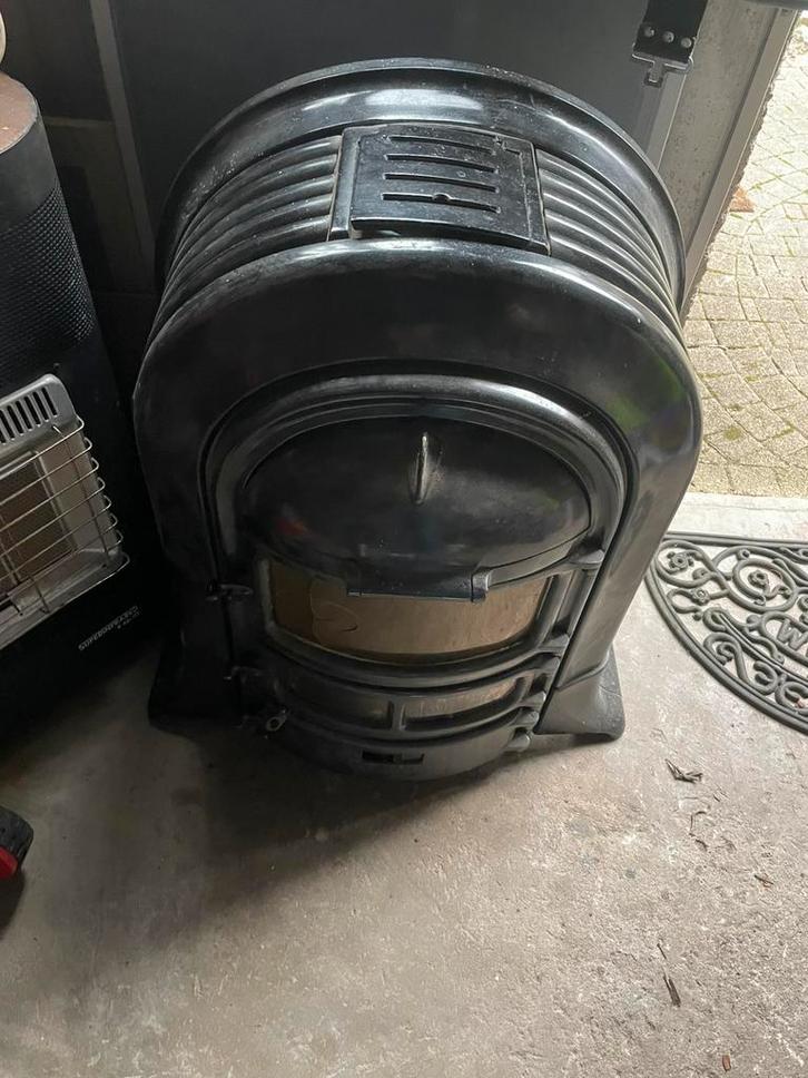 Becking en Bongers Antieke gietijzeren hout/kolen kachel 66A, Huis en Inrichting, Kachels, Gebruikt, Vrijstaand, Houtkachel, Hout