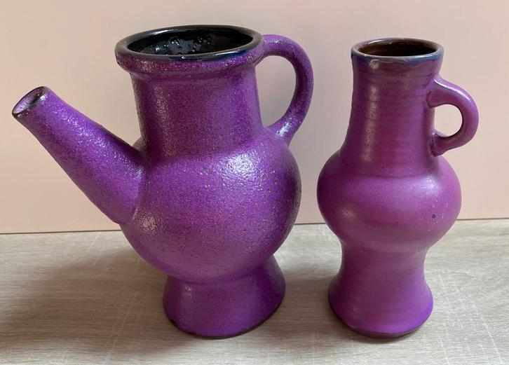 Opvallende Marei Keramik paarse vaasjes., Huis en Inrichting, Woonaccessoires | Vazen, Gebruikt, Overige kleuren, Minder dan 50 cm