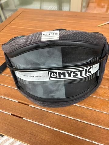 Mystic Majestic harnas maat S + trapeze beschikbaar voor biedingen