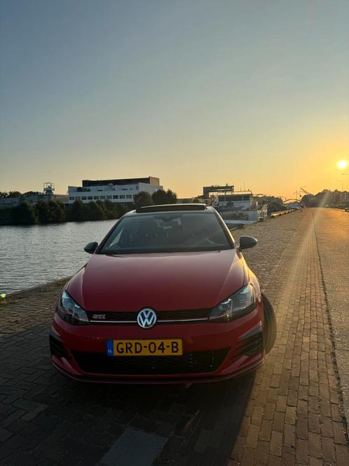 Te koop: Volkswagen Golf 7.5 GTI 2018, Auto's, Volkswagen, Particulier, Golf, Achteruitrijcamera, Airbags, Apple Carplay, Bluetooth
